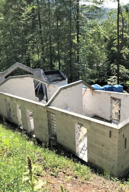 POKRYTIE STRECHY 176 M2 FALCOVANOU KRYTINOU V JASENSKEJ DOLINE